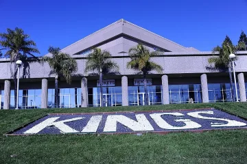 Продават баскетболен отбор за $525 млн.