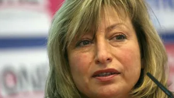 Радева: Доган трябваше отдавна да си отиде