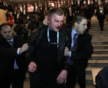 Октай: Карат ме да правя нещо, което не искам   