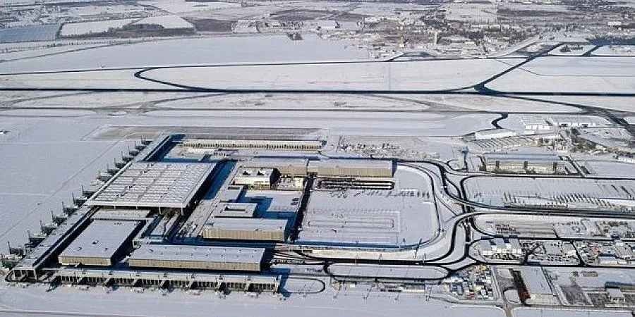 Снегът отмени полети в Европа