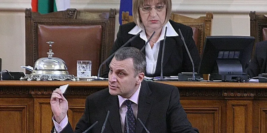 Курумбашев: Подписвам се под доклада на Доган