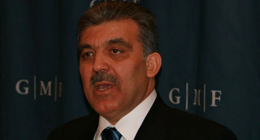 Гюл утешава Сокола с телеграма