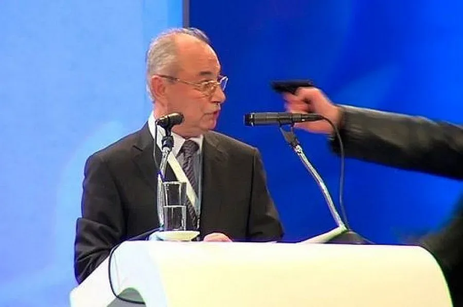 "Дейли експрес": Доган колабирал от шока