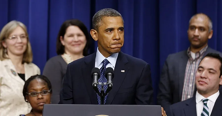 Буш пропускат клетвата на Обама