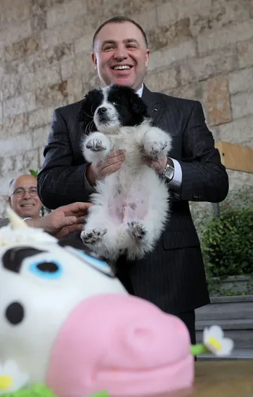 БСП бута Найденов за "цялостно творчество"