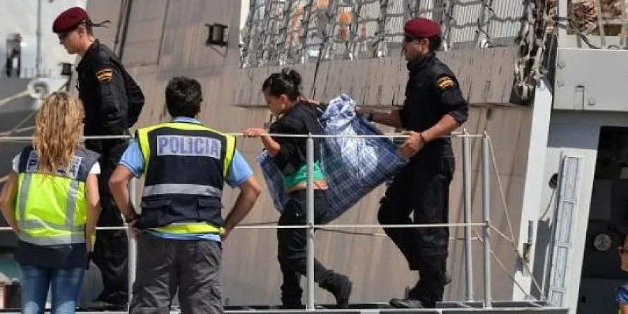 Пуснаха двама бг моряци от "кокаиновия" кораб 