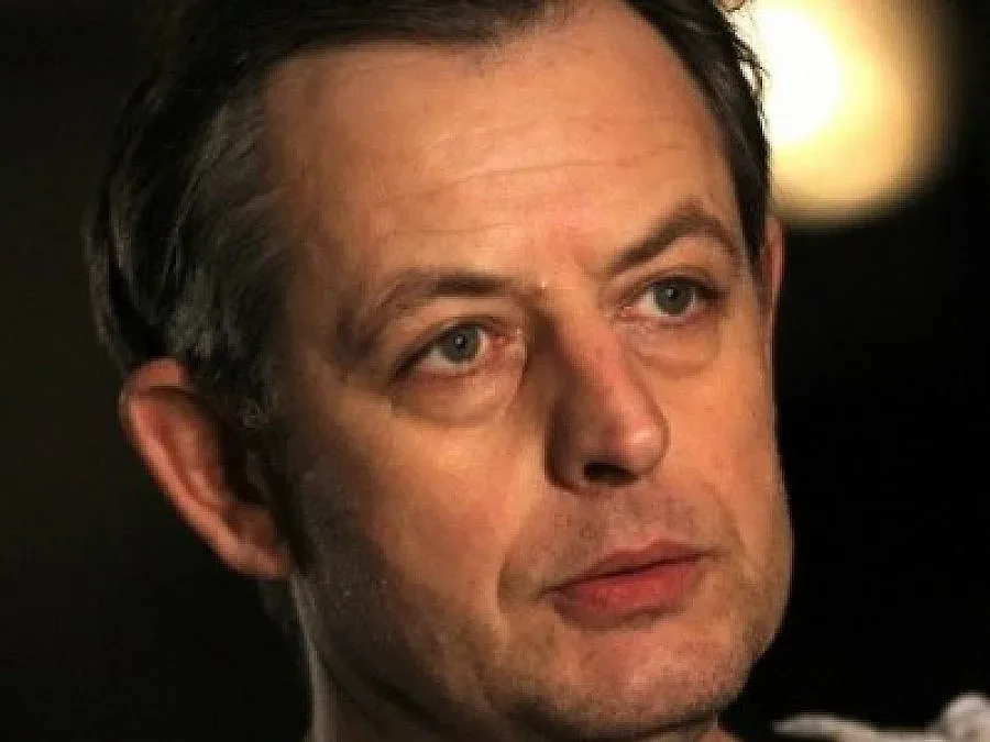 Бориса сваля Джаро