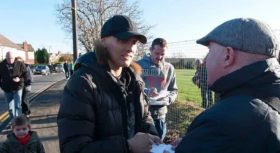 Легенда на "Астън Вила" възпя Стилиян Петров