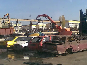 Чистят от брички улиците в Силистра