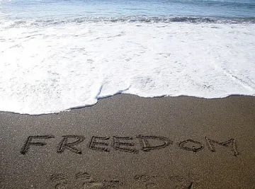 По демокрация сме до Намибия