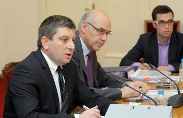 Прокурори проверяват харчовете за "Белене"    