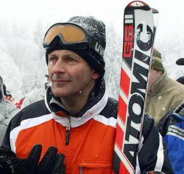 И Петър Попангелов се включва в "Научи се да караш ски"