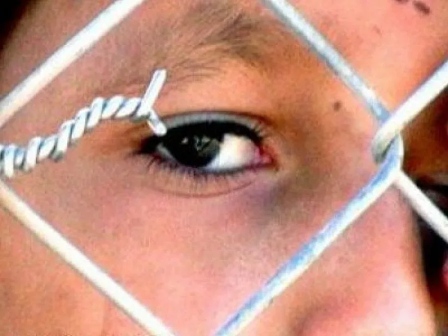 Извращенията със сираци били кьорфишек