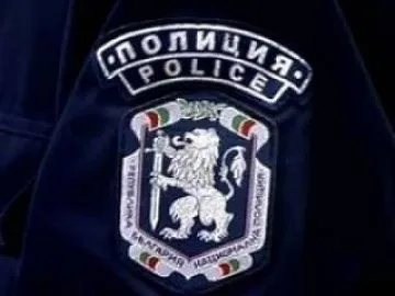 Пиян цапардоса ченге в лицето