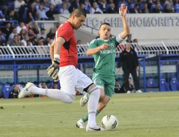 Гонзо изгони любител на чашката