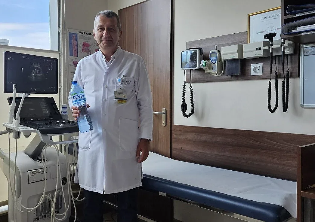 Урологът д-р Милушев за минералната вода и бъбречното здраве