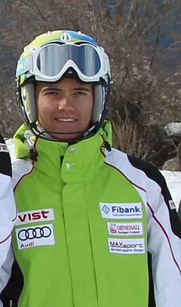 Попов и Киркова с победи на ски в Австрия