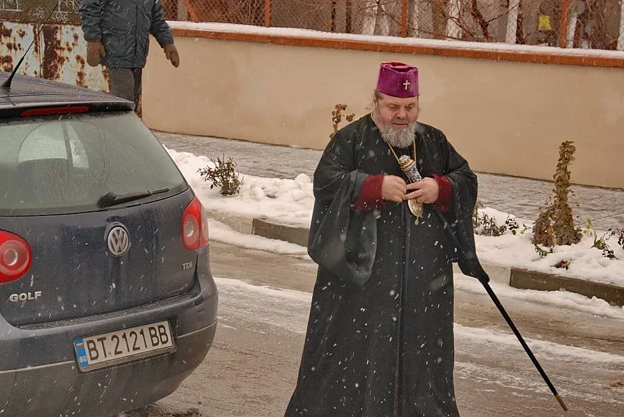 Дядо Григорий няма да се бори за патриах