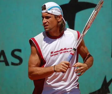 Ферер с четвърта титла в Оукланд