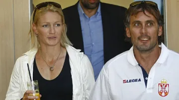 Наш каякар се развежда, за да стане сърбин