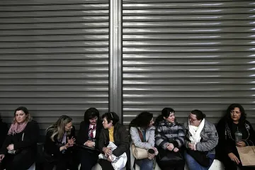 Гърция очаква 40% безработица през 2013 г.