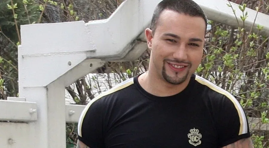 Китаеца заряза музиката, захваща се с мода   