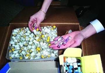 Закопчаха двама българи с анаболи в Молдова