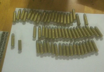 Мъж крие бойни патрони в дома си