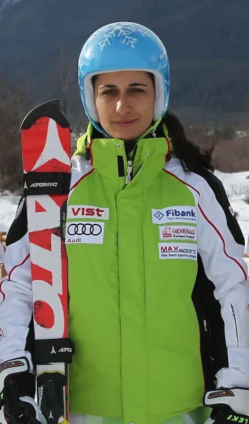 Киркова 4-та на гигантския слалом на лампи в Словения