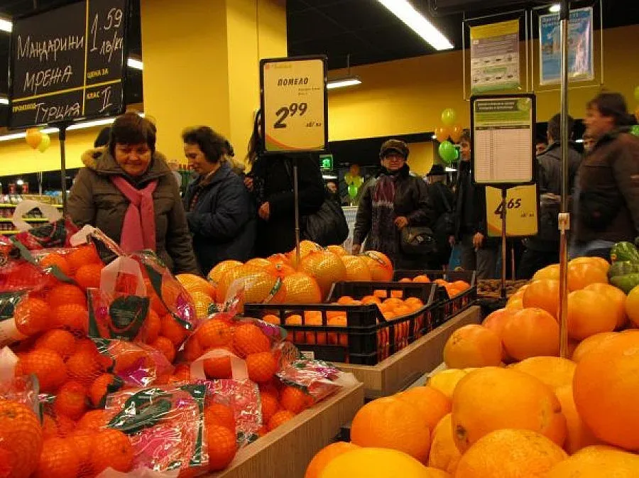 Стягаме още колана