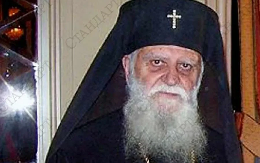 Калиник носи Прада