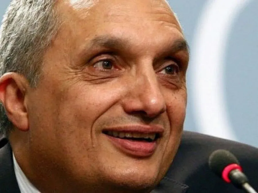 Костов: "Да" за "Белене" означава "Не" за Козлодуй