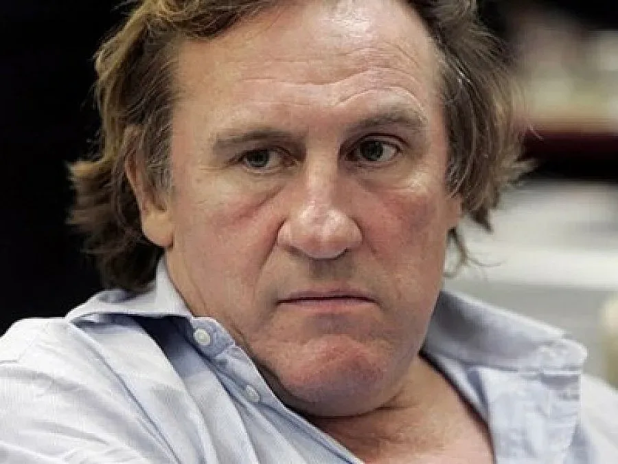 Навиват Депардийо да се върне във Франция