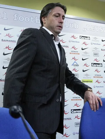 Иво Тонев: Очаквам удари под кръста