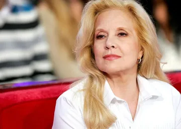 Силви Вартан дари кувьоз на Пловдив   