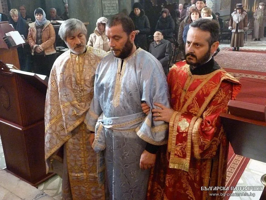 Ерхан 6 г. търсил пътя към Христос