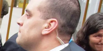 Лъскат ризите на НСО с 62 бона