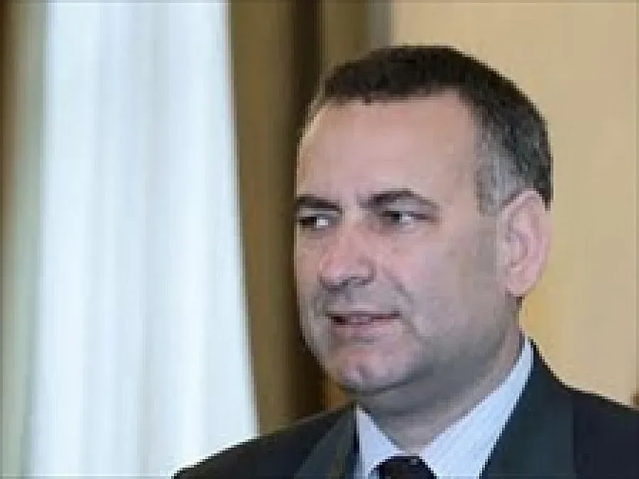 Дюните разпалиха съдебни страсти