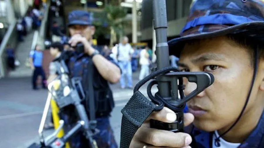 Кървава баня на пазар във Филипините 