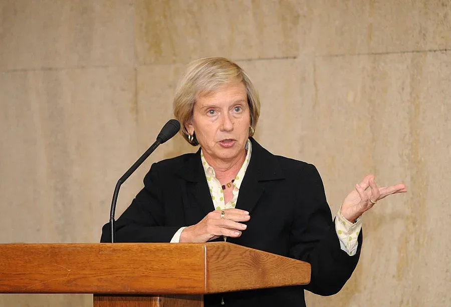 Райс притеснена за медиите у нас