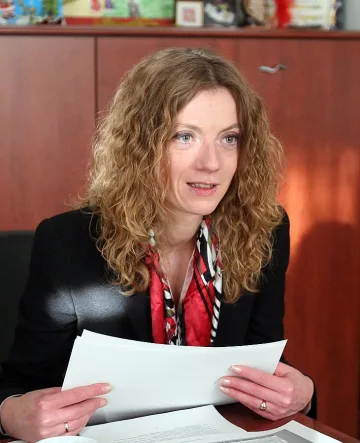 Милена Дамянова: Досието ще влияе на дохода