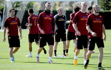 Рома зарязва Олимпийския стадион