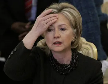 Тромбоза прати Хилъри в болница