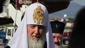 Руският патриарх се помоли за Максим