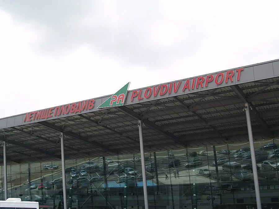 Отвориха летището в Пловдив