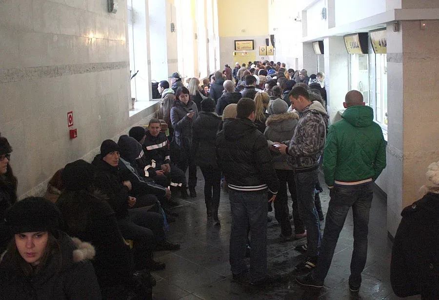 Билетите за влак свършиха