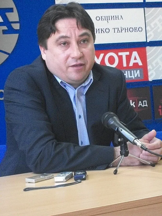 Доктор кани Бойко на вечеря