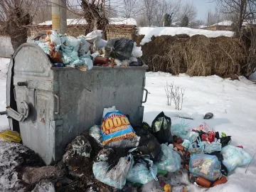 Североизточна България зарината с боклук 