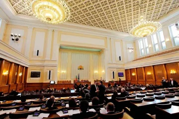 При 4 партии в парламента, ГЕРБ е в опозиция