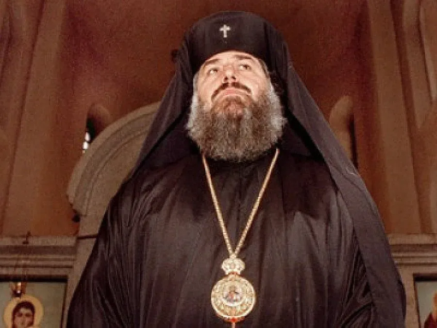 Инокентий с първа служба на Коледа